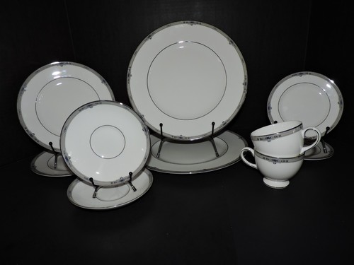 Wedgwood amherst platinum - wedgwood, trim