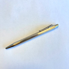 Penna a sfera Caran D'ache