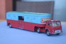 CAMION CORGI CIRCO CHIPPERFIELD