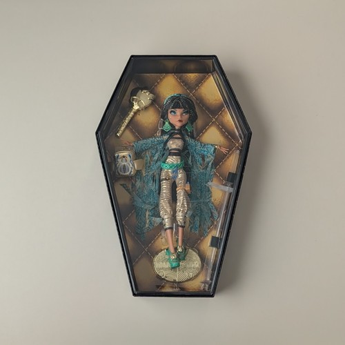 Monster high haunt - high, couture