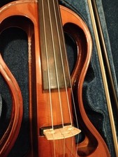 Violino elettrico amplificato Hofner CV-210