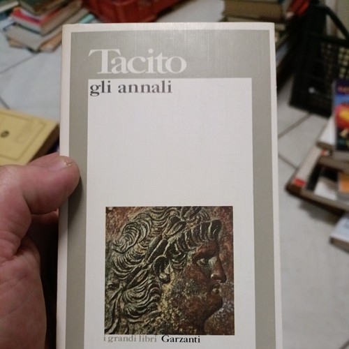 Tacito gli annali garzanti - tacito,
