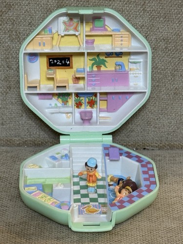 Polly pocket school - pocket, polly’s