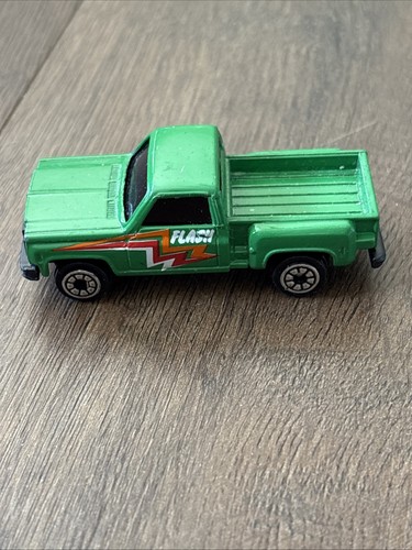 Vintage stepside chevy - chevy, pickup