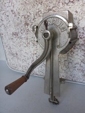 Vecchio Grande Grattugia Trommelreibe Con Manovella Ferro Stiro Moravia