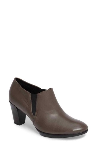 Stivaletti con plateau - , ecco