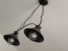 lampadario In Ferro A Doppia Lampada Con Bocce Tipo Vetro Soffiato