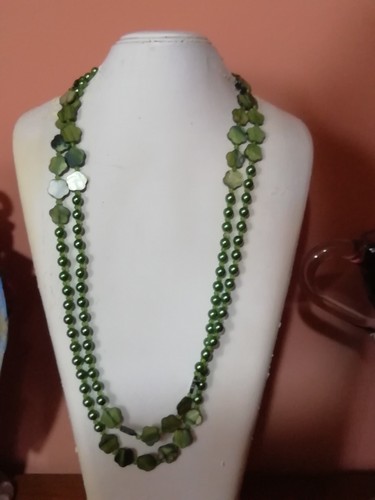 Collana lunga perline e - collana, in