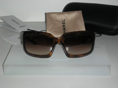Rare brand new iconic mother - rare,