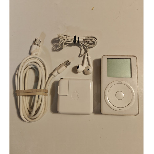 Apple ipod classic 1st gen - classic, 5gb