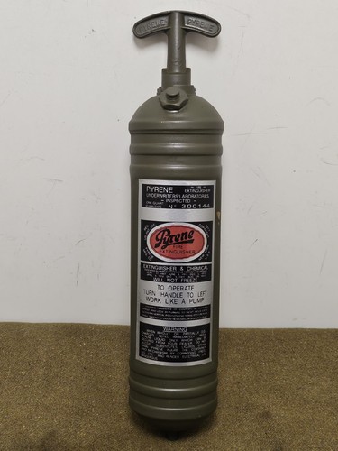 Extincteur pyrene jeep dodge - pyrene,