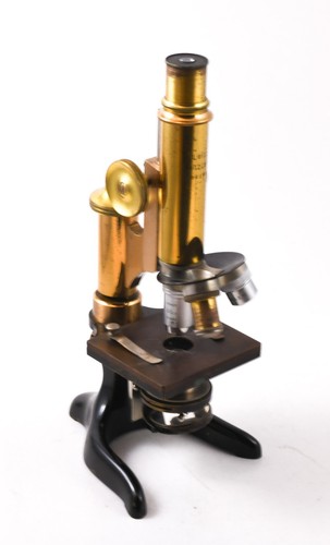 Microscope leitz wetzlar - ,