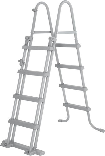 Scaletta per piscina fuori