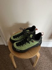 Scarpa da trekking Salewa Alp Trainer 2 GTX Pale Frog/nero Gore-Tex Regno Unito 9,5 Eu44