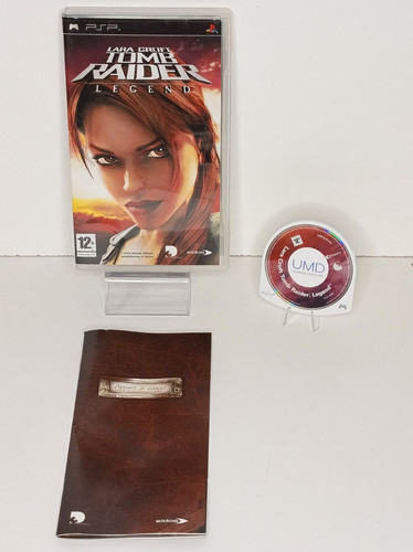 Lara croft tomb raider - tomb,