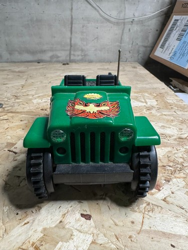 Jeep verde giocattolo made - jeep,