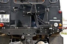 Land Rover Defender Swing Away