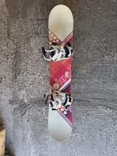 Salomon Lotus 142 Snowboard + Attacchi Roxy Wahine Tg. S-M Donna Ragazza