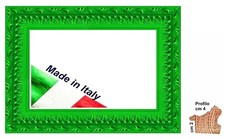 Cornice in legno verde stile