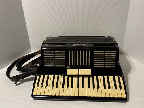 Vintage scandalli accordion - vintage,