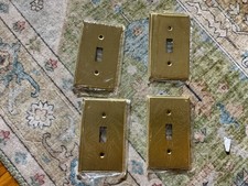 Lotto di 4 piastre da parete