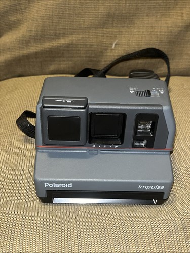 Vintage polaroid impulse 600 - vintage,