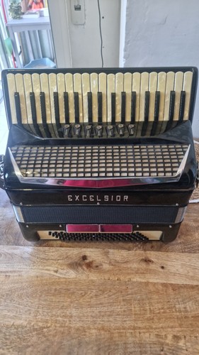 Fisarmonica excelsior - fisarmonica,