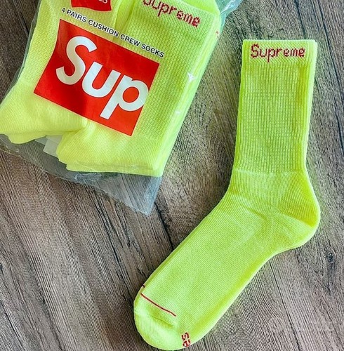 Supreme hanes crew socks - supreme,