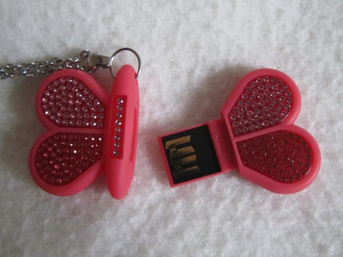 Clé usb collier - gb,