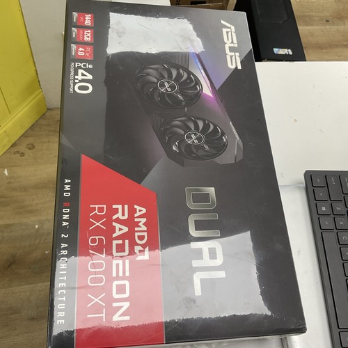 Doppia amd radeon 6700 xt - radeon, rx