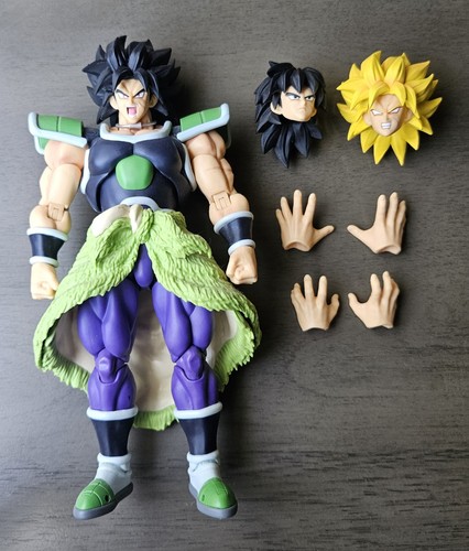 Bandai figuarts modellino - bandai, sh