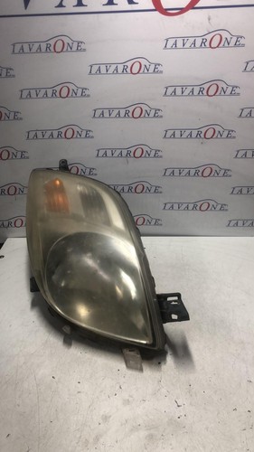 Faro anteriore destro - anteriore,
