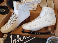 Stivali da pattinaggio su ghiaccio Risport DANCE ELITE UK 7 (270) pattini John Wilson lame da ballo