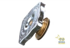 TAPPO RADIATORE PER TRATTORE FIAT New Holland John Deere 590054 AL56759 4999682