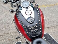 S) SUZUKI INTRUDER VL125 LC / VL 250 SERBATOIO PELLE Pannello Copertura Reggiseno Pad Chap Bib