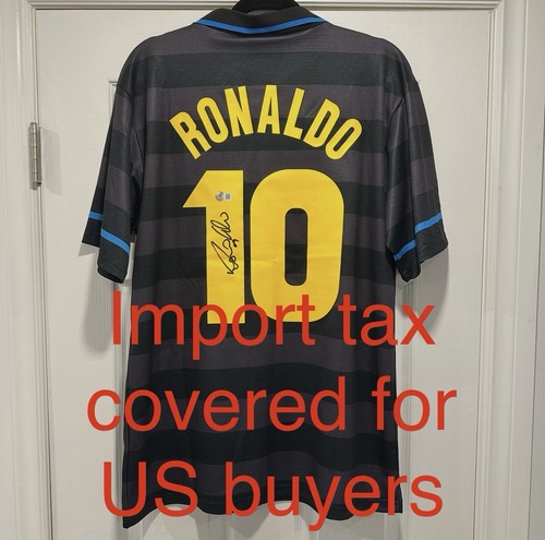 Rare signed ronaldo inter - signed,