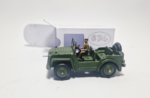 Modellino auto militare dinky - militare,