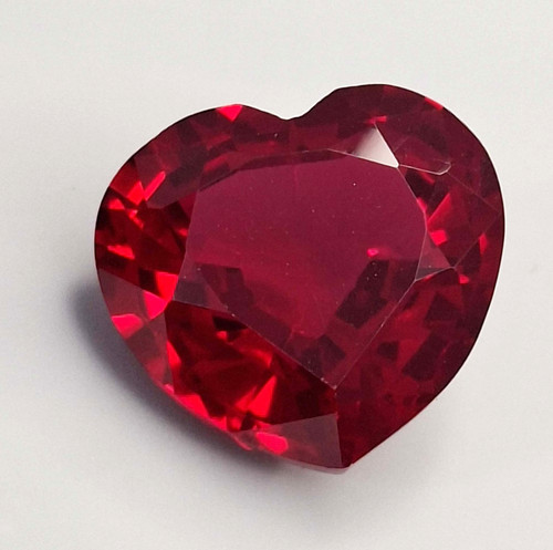 Mogok rubino rosso taglio - mogok,