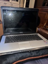 Notebook Toshiba Satellite A215-S5837 15,4" AMD Turion NON TESTATO senza disco rigido