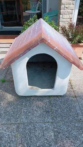 Cuccia per cani esterno - esterno, in
