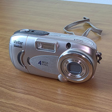 Fotocamera digitale Vivitar ViviCam 3845 vintage retrò 4MP con custodia