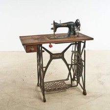 MACCHINA CUCIRE  PFAFF