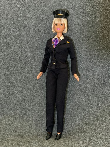 Bambola barbie pilota aereo - barbie,