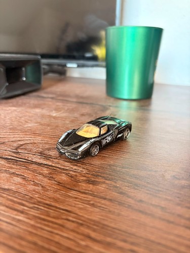 Hot wheels ferrari enzo - ferrari,