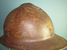 raro elmetto francese M26