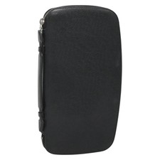 LOUIS VUITTON Taiga Organizer