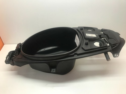 Vano porta casco sotto sella - casco,
