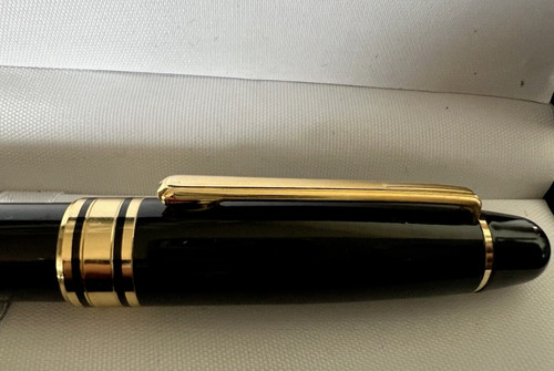 Penna stilografica lacca - , nera