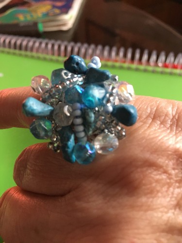 Anello realizzato mano con - a,