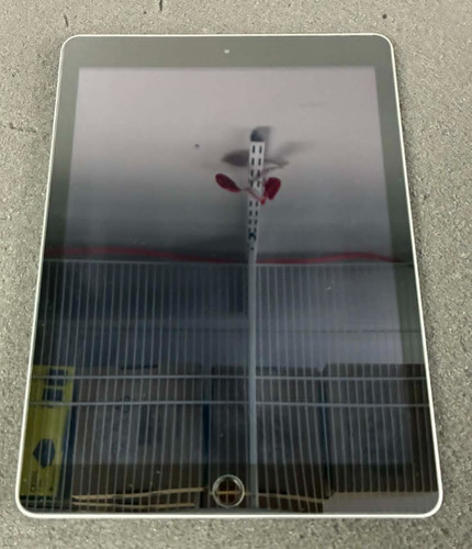 Apple ipad 5th gen 7in - ipad, 32gb